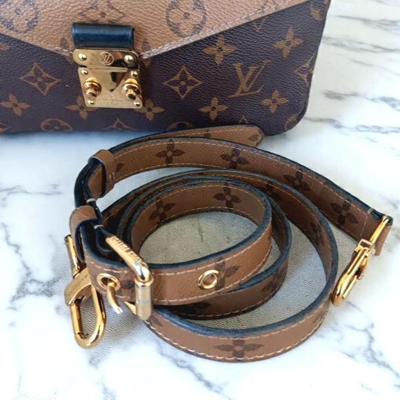 ​🌟 LOUIS VUITTON POCHETTE MÉTIS REVERSE MONOGRAM MM 🌟 - Picture 12 of 16